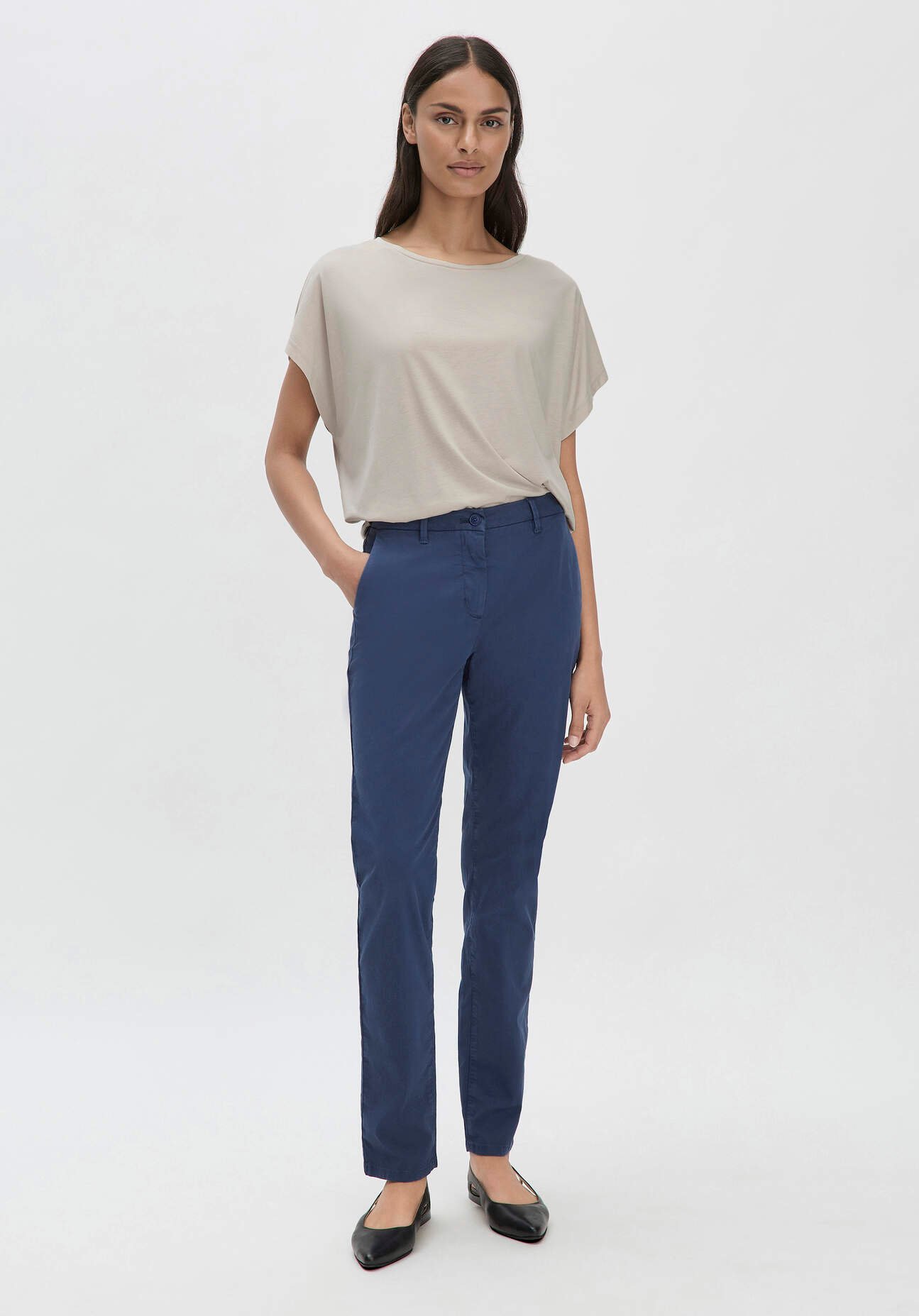 hessnatur Damen Chino Regular aus Bio-Baumwolle - blau - Größe 42