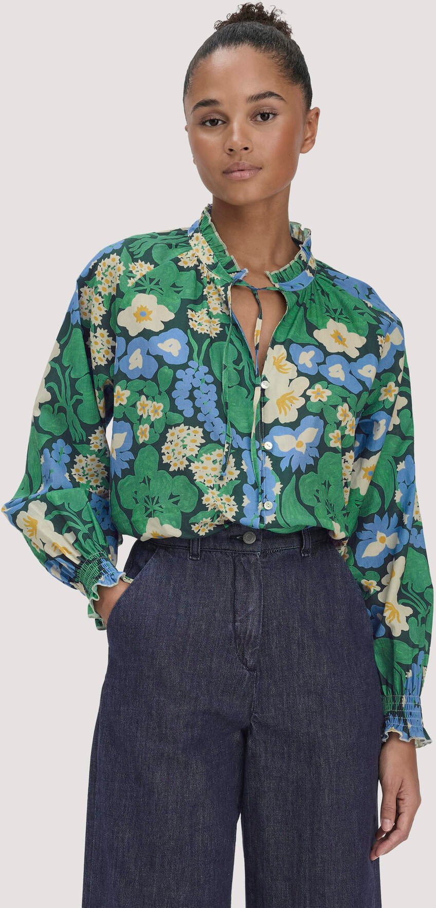 hessnatur Damen Bluse Relaxed LIV LEE aus Bio-Baumwolle - grün - Größe 44