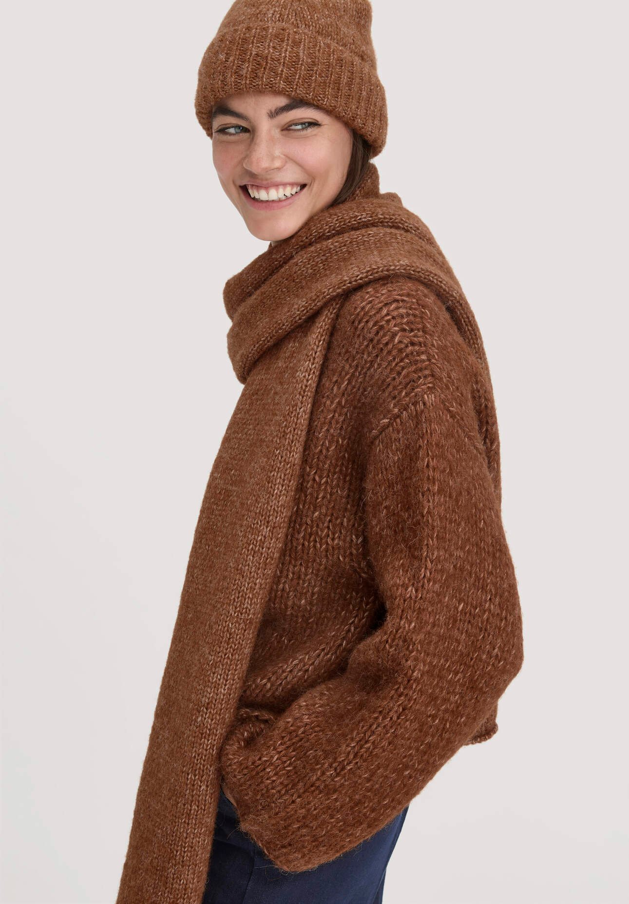 hessnatur Damen Strick Schal aus Alpaka mit Bio-Pima-Baumwolle - braun - Größe 28x184 cm