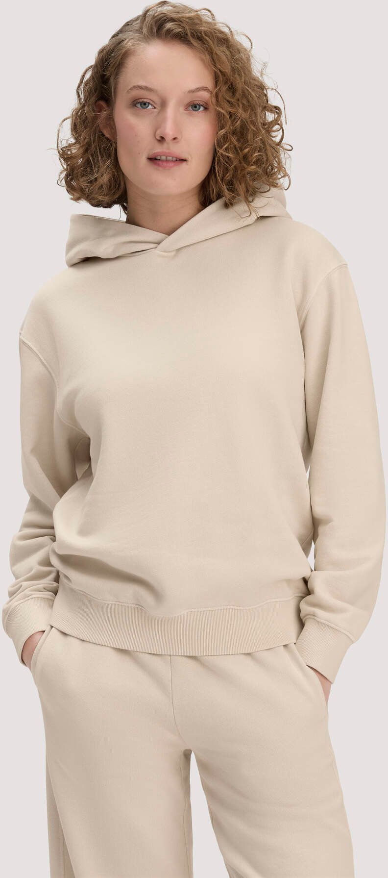 hessnatur Damen Sweathoodie Relaxed aus Bio-Baumwolle - beige - Größe XXL