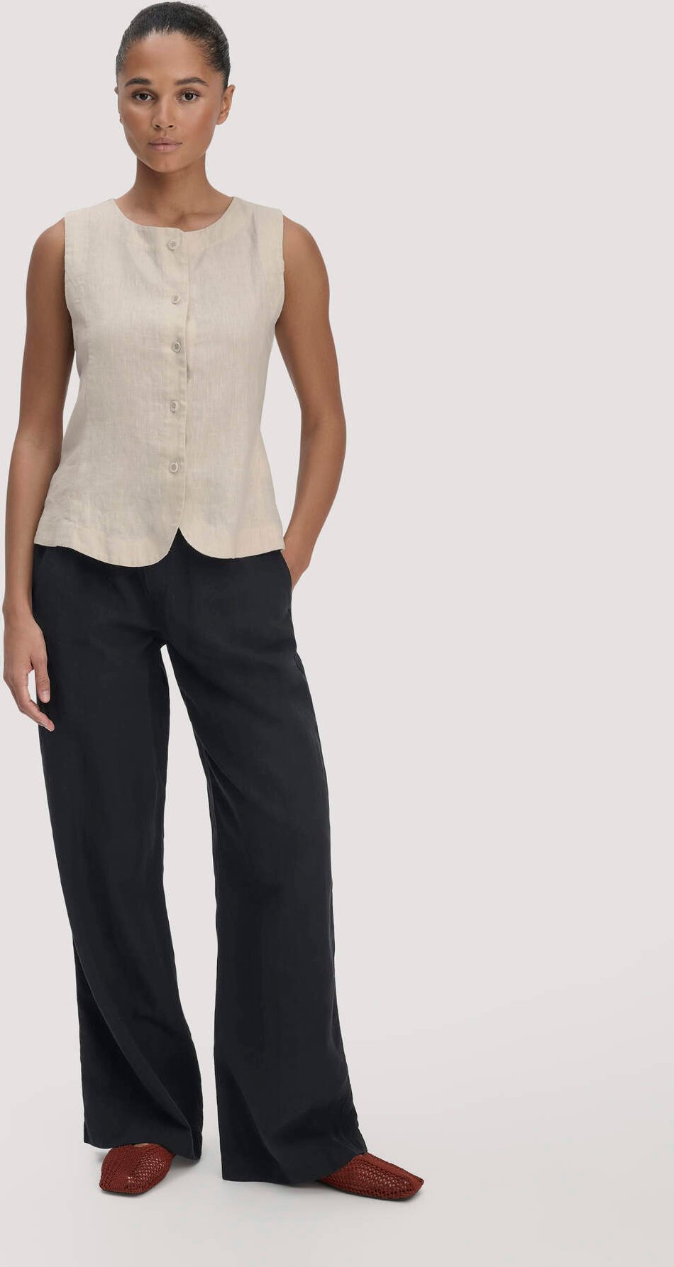 hessnatur Damen Hose Wide Leg aus TENCEL™ Lyocell mit Leinen - schwarz - Größe 48