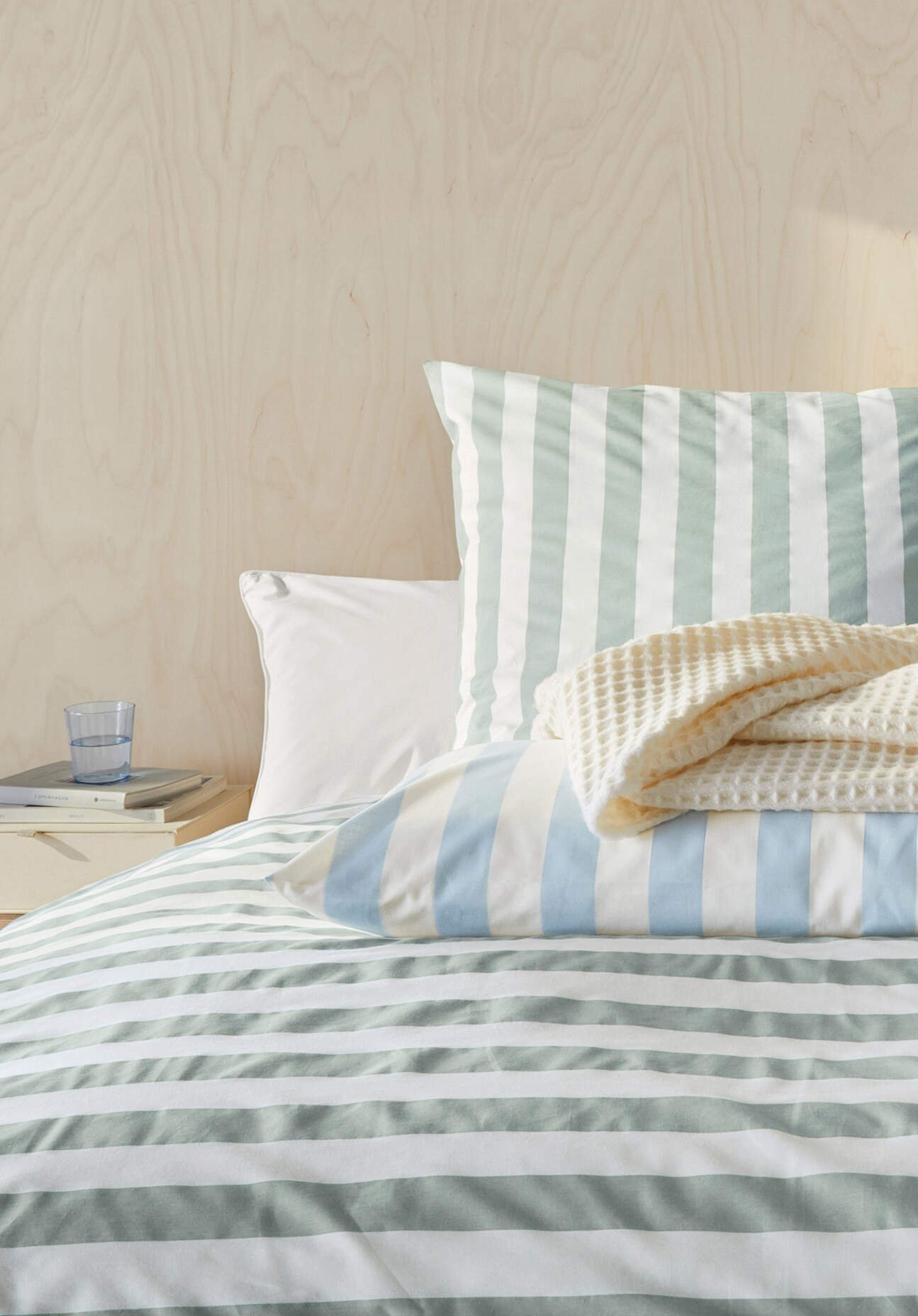 hessnatur Renforcé Bettwäsche-Set CANNES aus Bio-Baumwolle - grün - Größe 240x220 / 2x40x80 cm