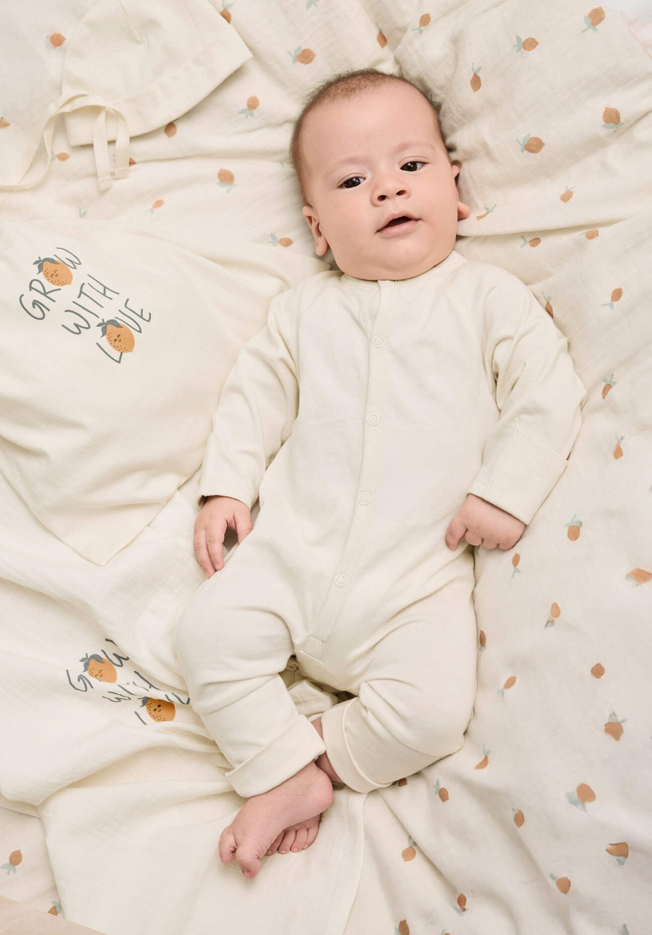 hessnatur Baby Erstausstattung Newborn im Set aus Bio-Baumwolle - orange - Größe 62/68