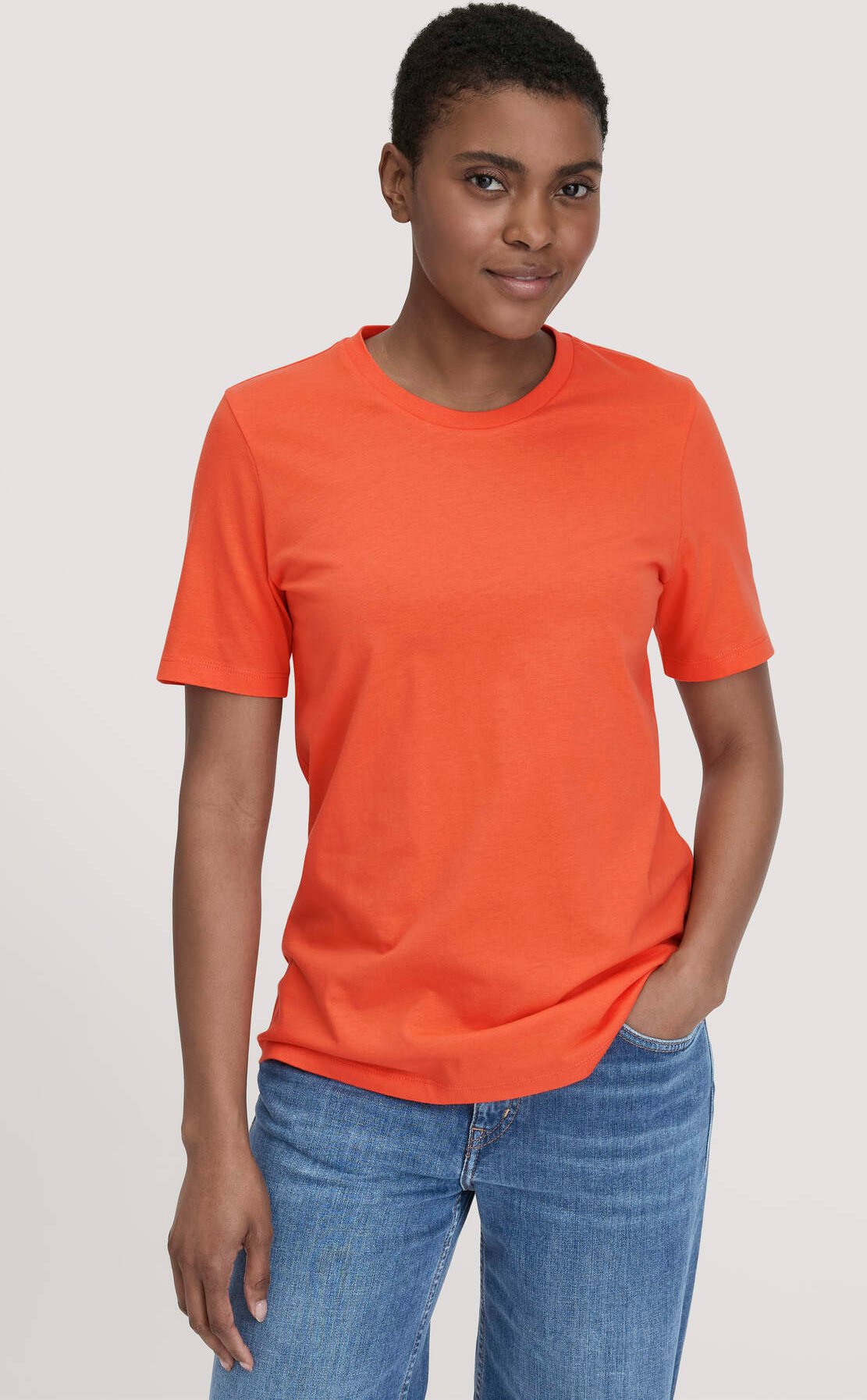 hessnatur Damen T-Shirt Regular aus Bio-Baumwolle - rot - Größe 48