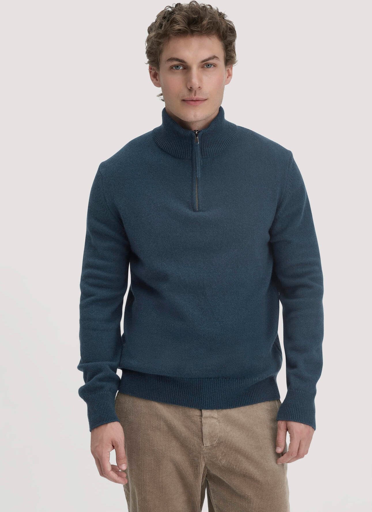 Thumbnail - hessnatur Herren Strick Troyer Regular aus Bio-Merinowolle mit Bio-Baumwolle - blau - Größe S