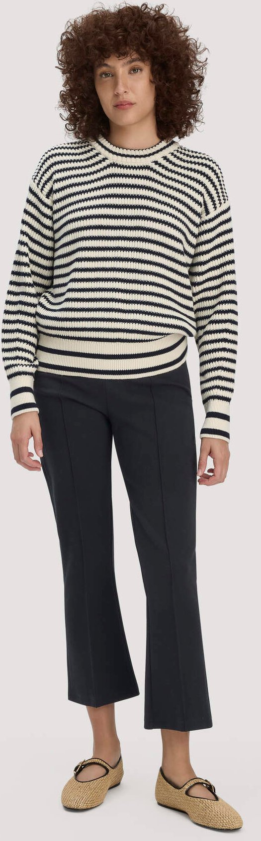 hessnatur Damen Jersey Hose Culotte Slim Leg aus Bio-Baumwolle - schwarz - Größe 44