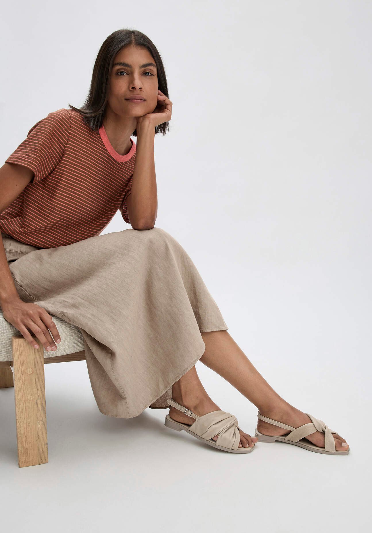 hessnatur Damen Sandalette aus chromfrei gegerbtem Glatt-Leder - beige - Größe 38