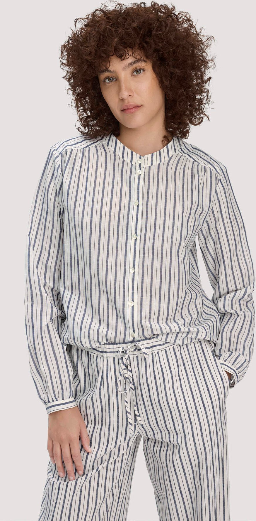 hessnatur Damen Streifen Bluse Relaxed aus Bio-Baumwolle mit Leinen - weiß - Größe 36