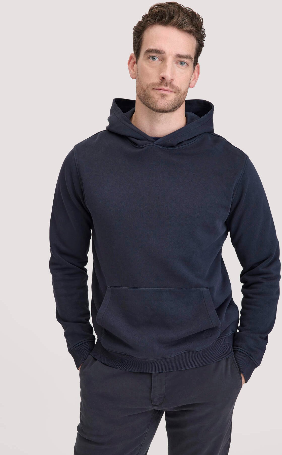 hessnatur Herren Sweathoodie Relaxed aus Bio-Baumwolle - blau - Größe 48