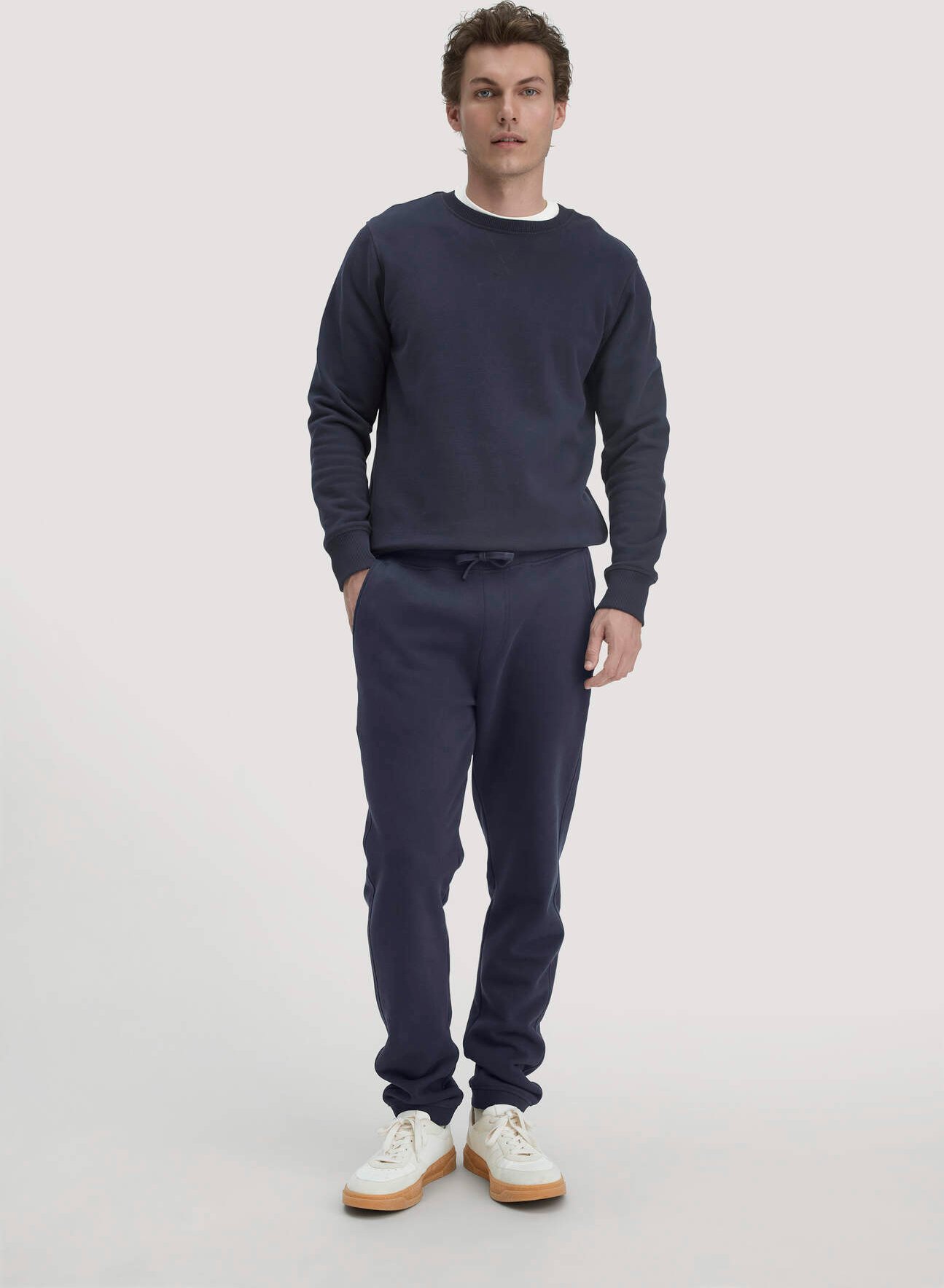 hessnatur Herren Sweathose TRIAS Relaxed aus Bio-Baumwolle - blau - Größe 52