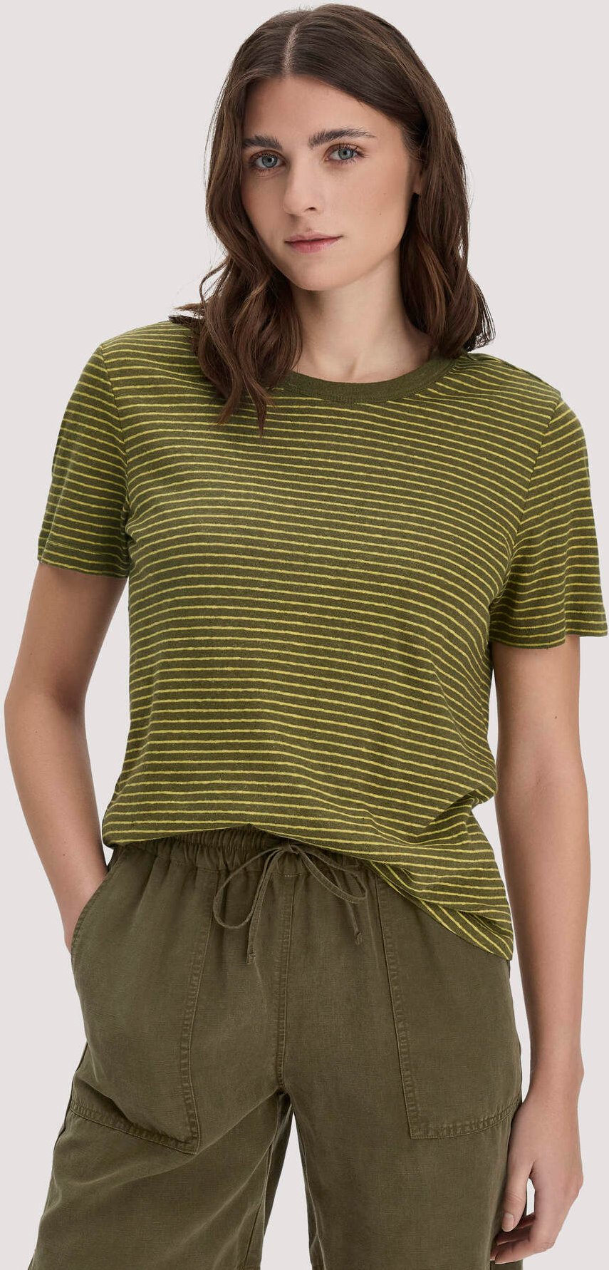 hessnatur Damen Streifen T-Shirt Relaxed aus Leinen mit reiner Bio-Baumwolle - grün - Größe 46