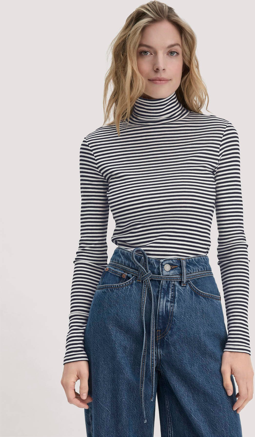 hessnatur Damen Streifen Softrib Longsleeve Fitted aus Bio-Baumwolle und Modal - weiß - Größe 34