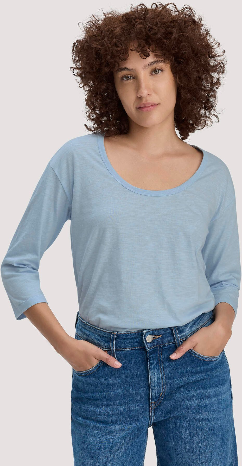 hessnatur Damen Light Slub Longsleeve Relaxed aus Bio-Baumwolle - blau - Größe 38