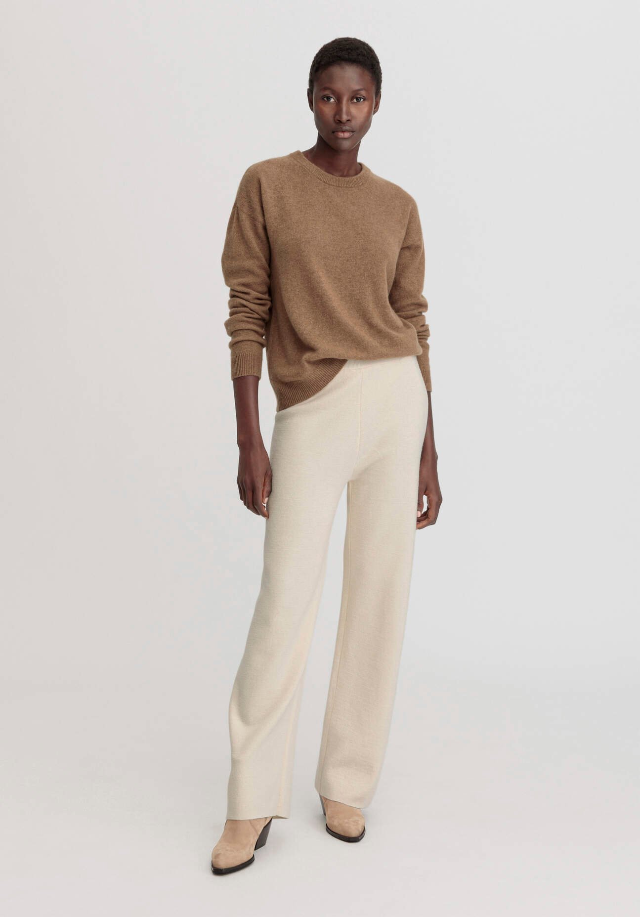 hessnatur Damen Ankle Boots Western aus chromfrei gegerbtem Nubuk-Leder - braun - Größe 39