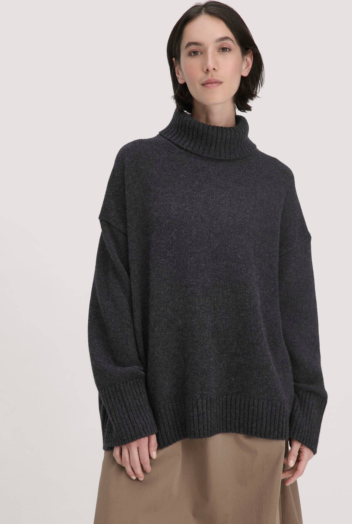 hessnatur Damen Strick Pullover Oversize aus Bio-Merinowolle mit Bio-Baumwolle - grau - Größe onesize