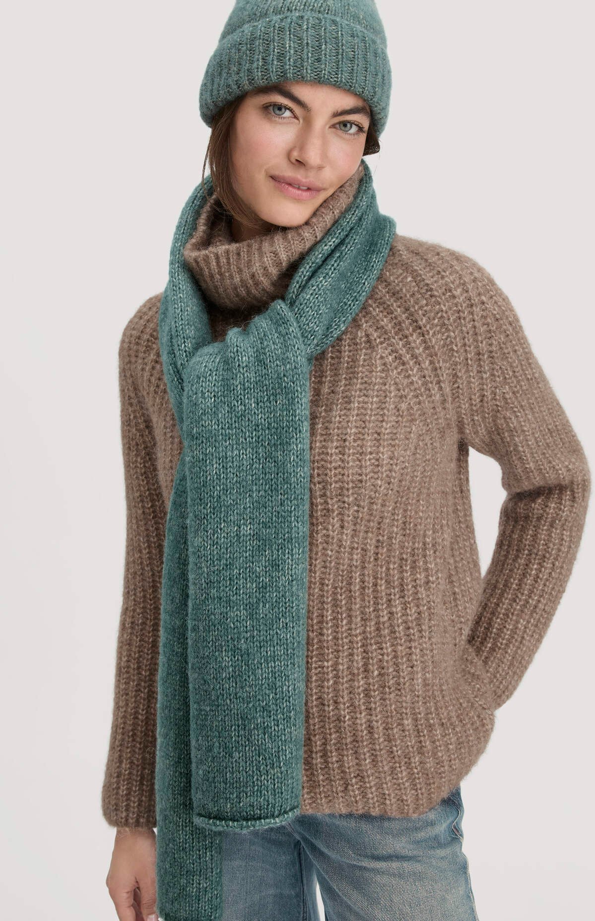 hessnatur Damen Strick Schal aus Alpaka mit Bio-Pima-Baumwolle - grün - Größe 28x184 cm