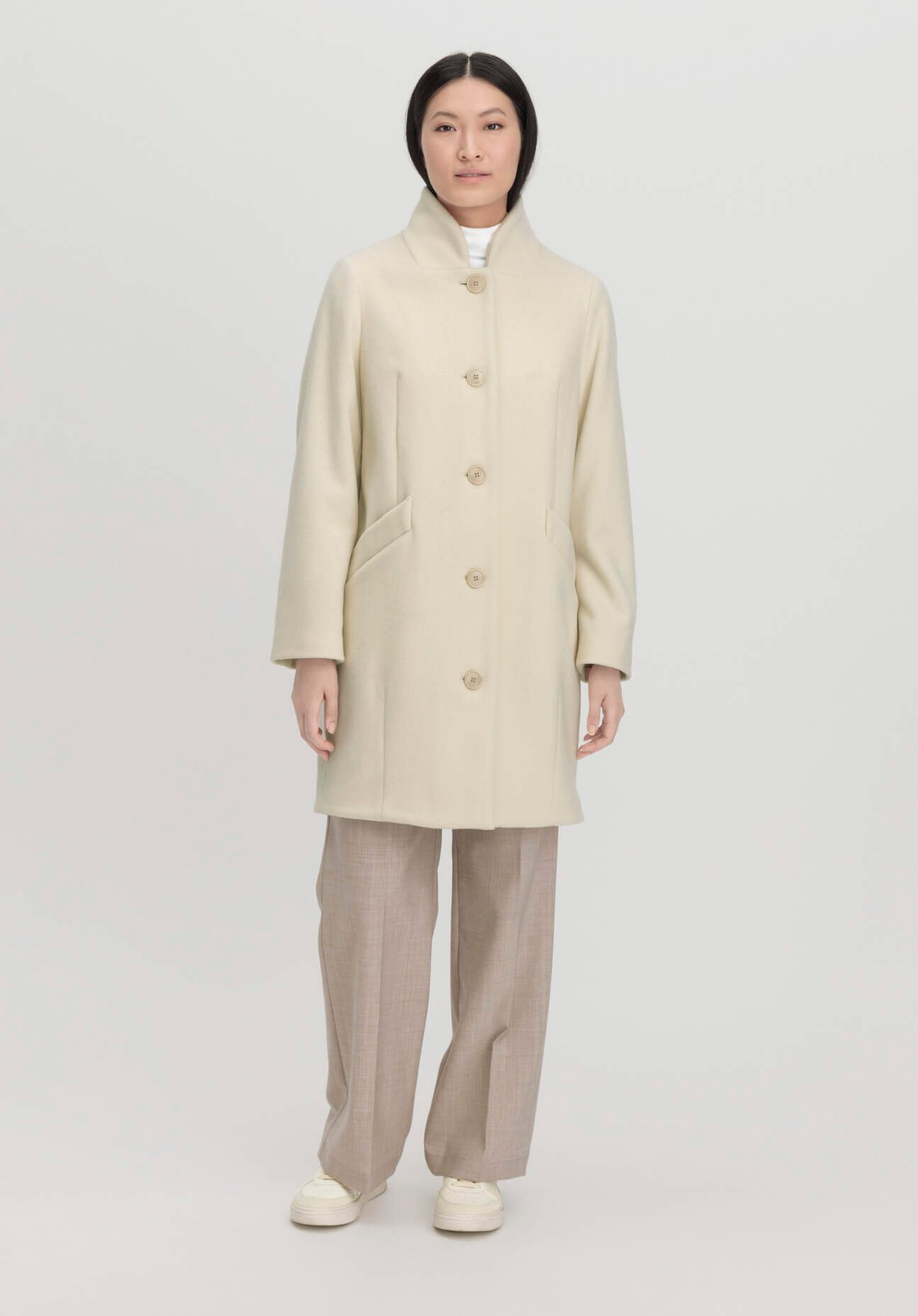 hessnatur Damen Woll-Mantel Relaxed aus Bio-Merinowolle - natur - Größe 42