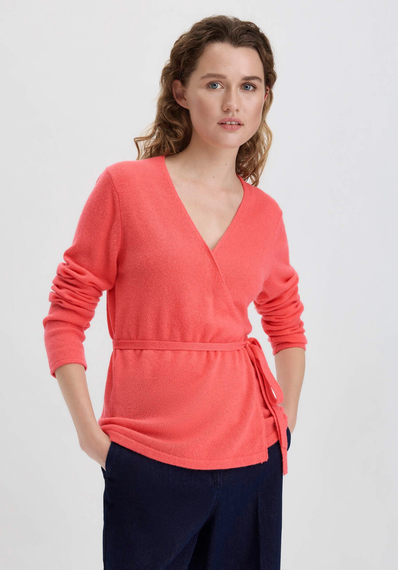 hessnatur Damen Strick Jacke Regular BETTER RECYCLING aus Cashmere - rot - Größe 44