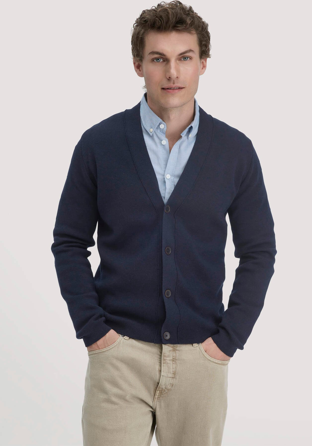 hessnatur Herren Milano Strick-Cardigan Regular aus Bio-Merinowolle und Bio-Baumwolle - blau - Größe S