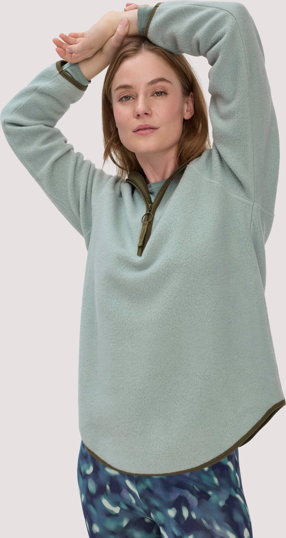 hessnatur Loungewear Fleece Hoodie Relaxed ACTIVE LIGHT aus Bio-Baumwolle - grün - Größe XL