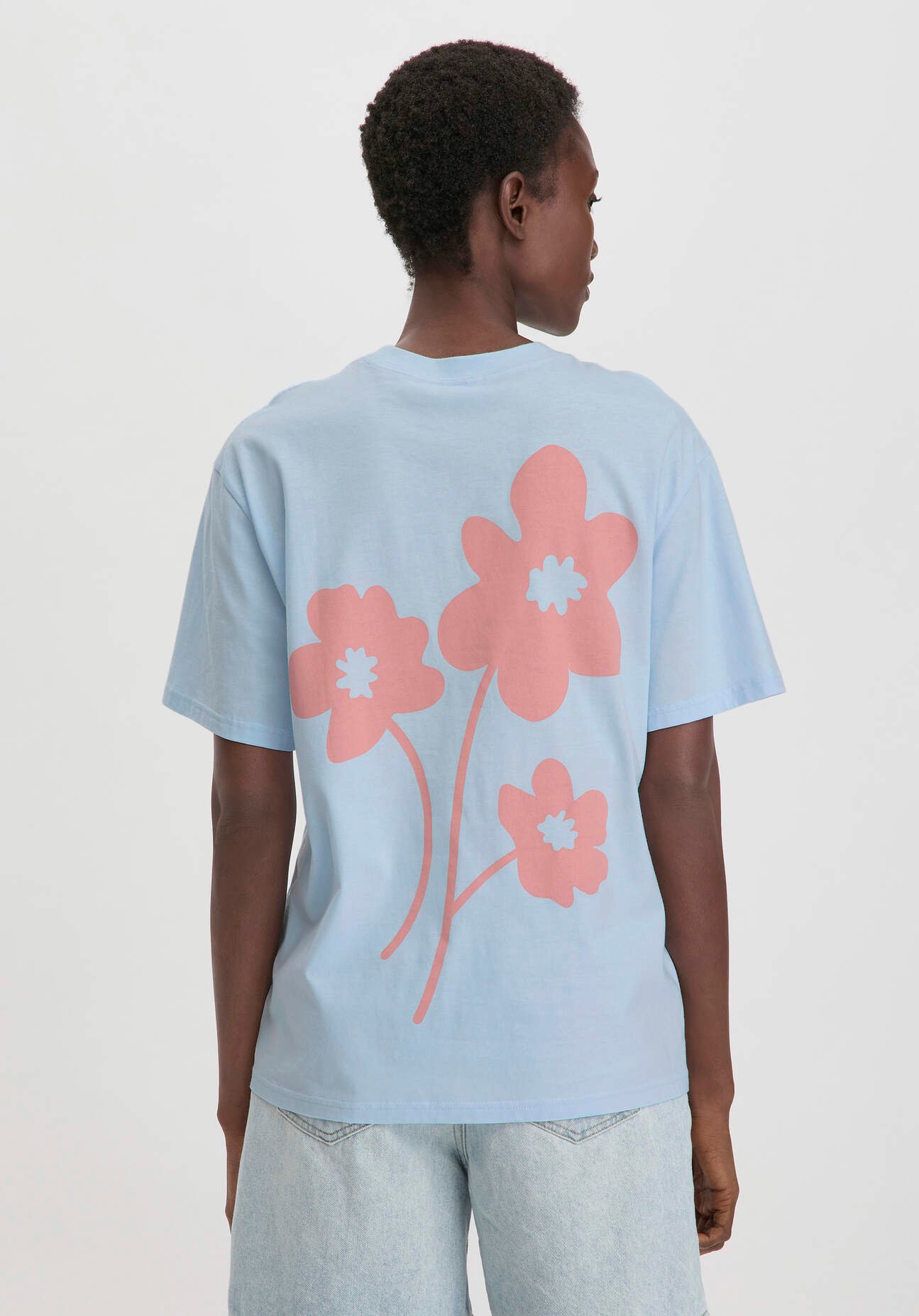 hessnatur Damen Print T-Shirt Oversize aus Bio-Baumwolle - blau - Größe 36