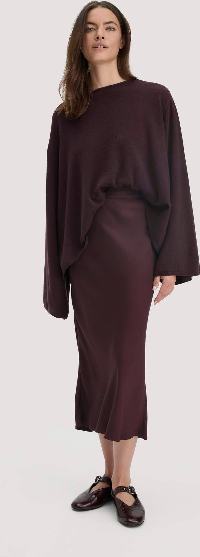 hessnatur Damen Rock Midi Regular aus LENZING™ ECOVERO™ Viskose - braun - Größe 42