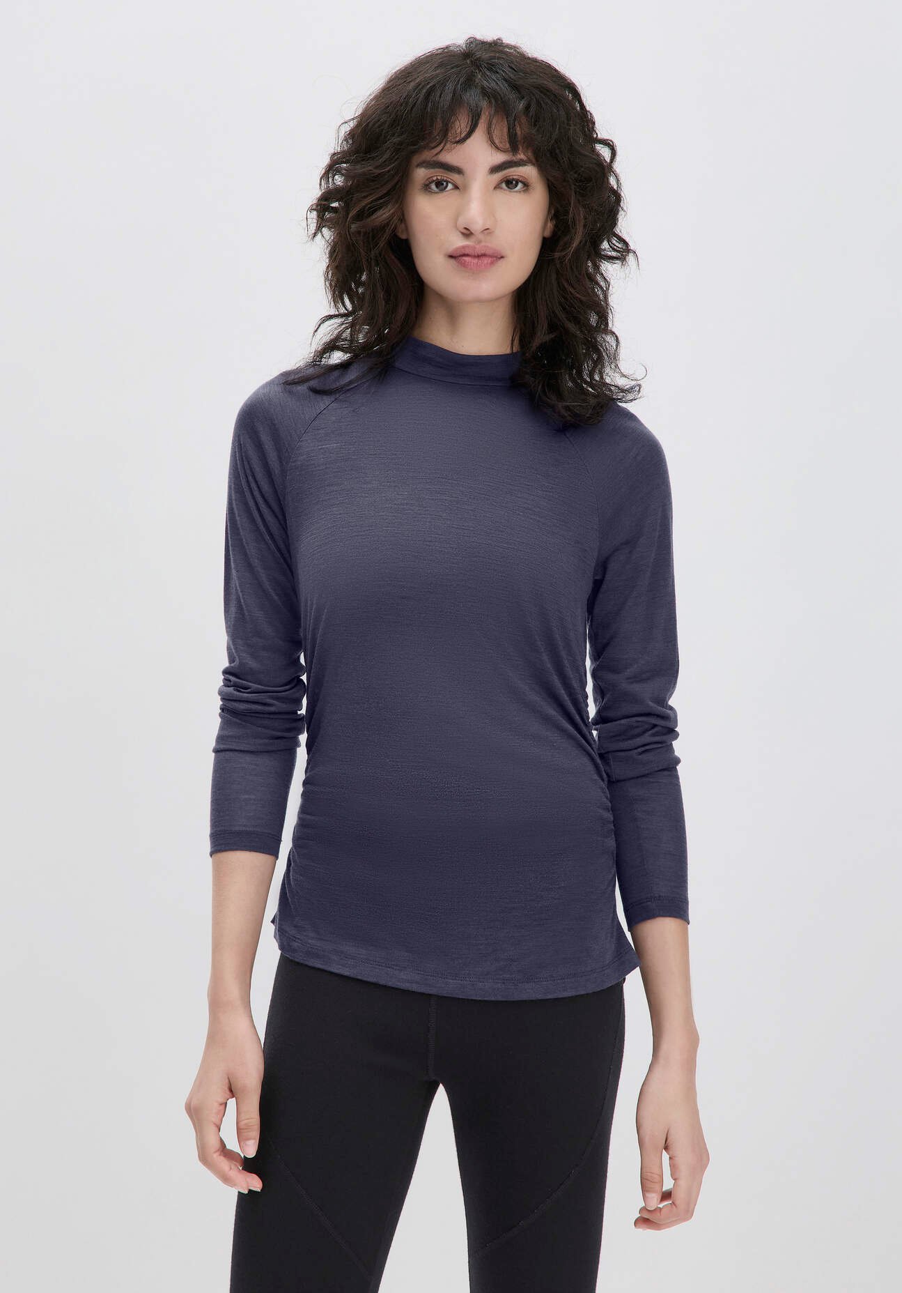 hessnatur Loungewear Shirt Langarm Slim ACTIVE FUNCTIONAL aus Bio-Merinowolle und TENCEL™ Lyocell - lila - Größe 38