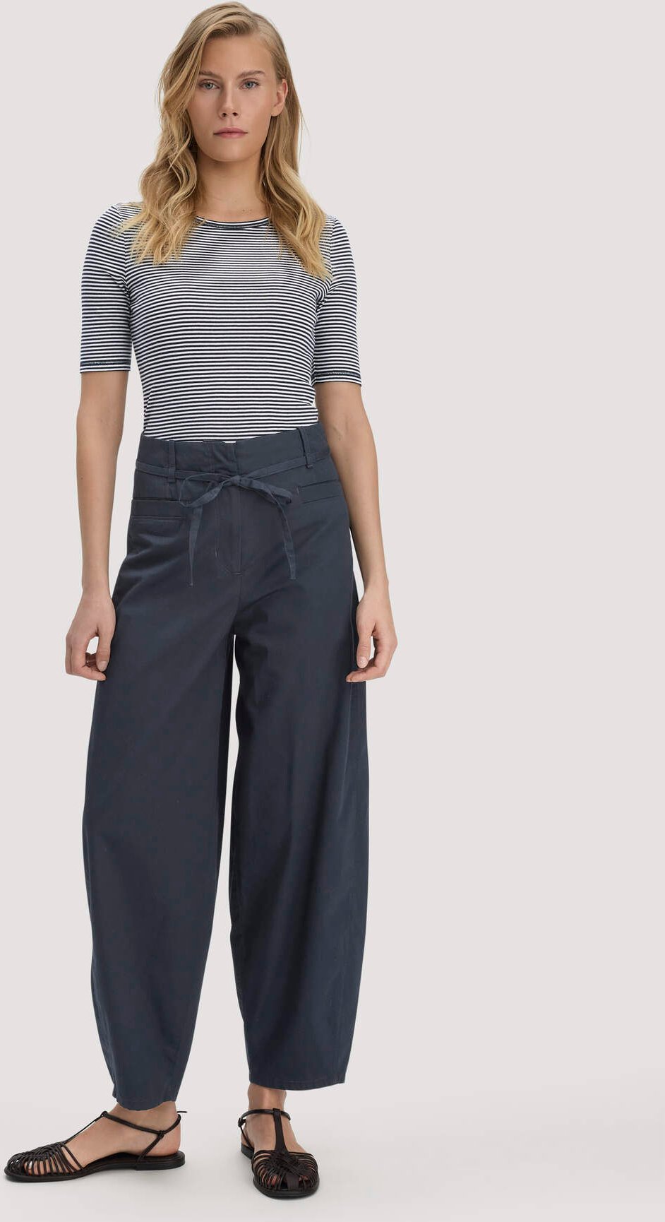 hessnatur Damen Hose Barrel Leg aus Bio-Baumwolle - blau - Größe 38