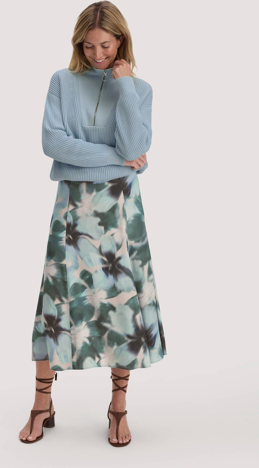hessnatur Damen Print Rock Midi aus LENZING™ ECOVERO™ Viskose - blau - Größe 38