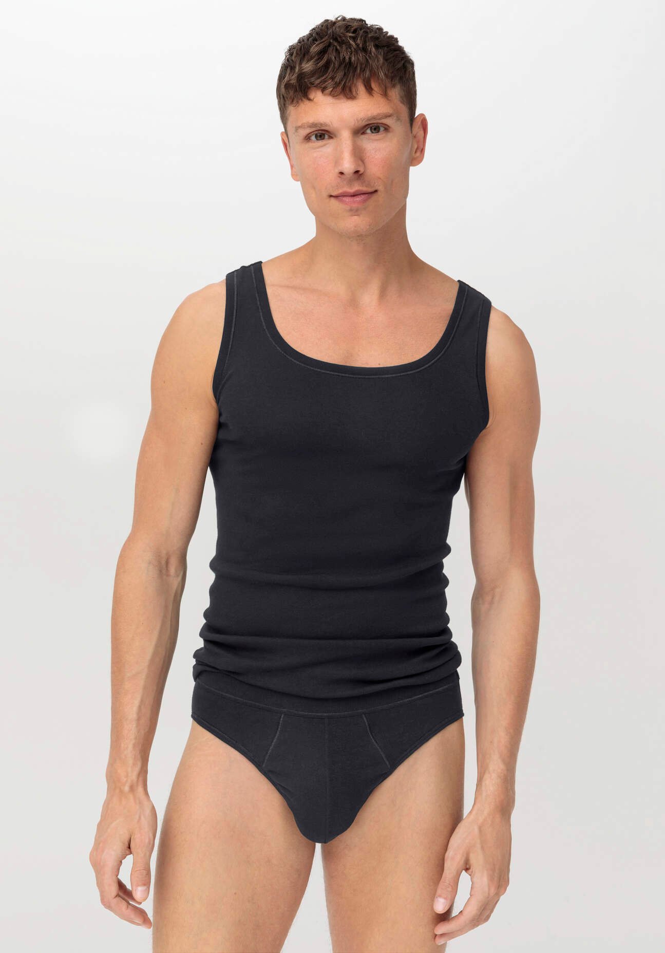 hessnatur Herren Slip Regular Cut im 2er-Pack PURE NATURE aus Bio-Baumwolle - schwarz - Größe 8 = XXL
