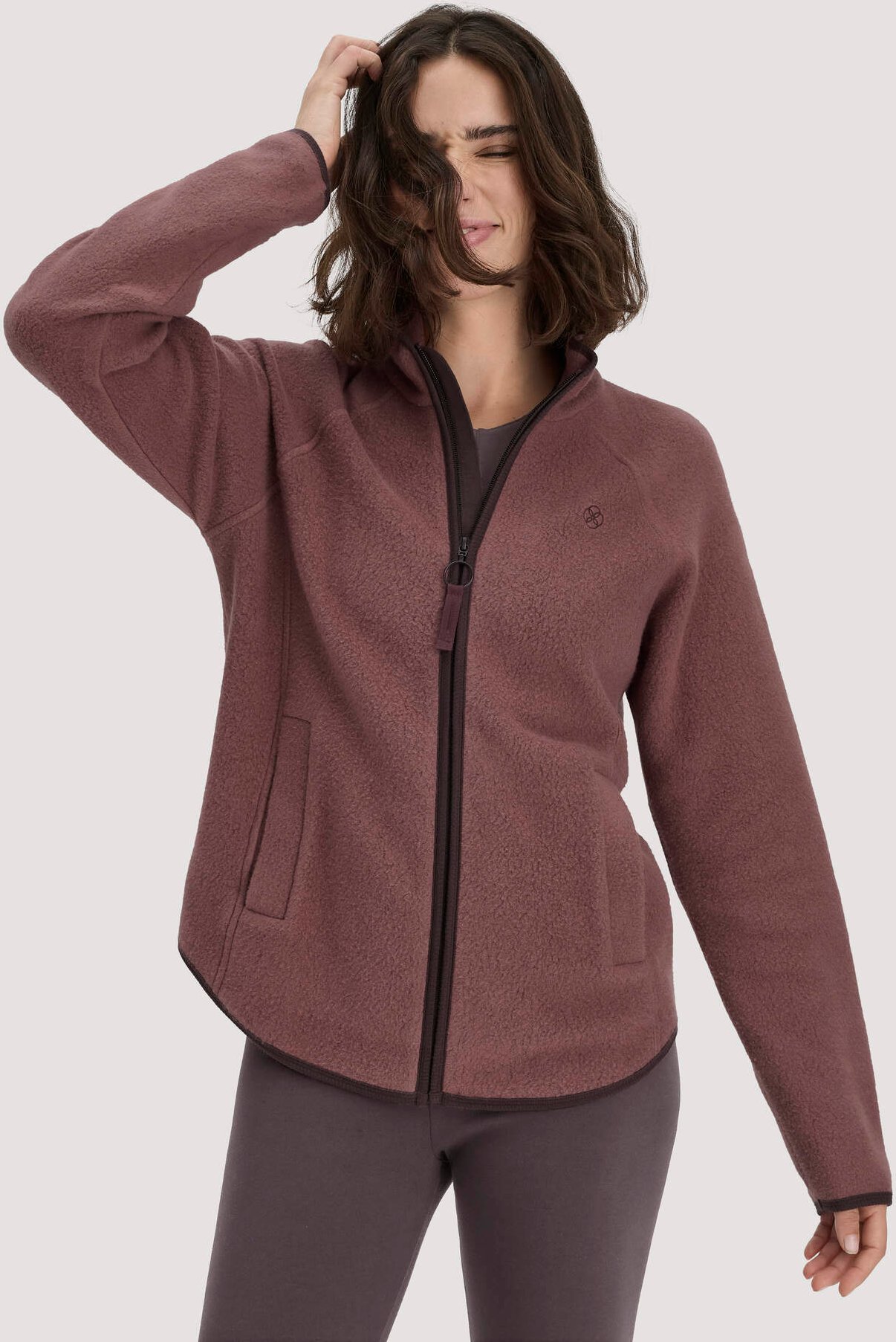 hessnatur Loungewear Fleece Jacke Relaxed ACTIVE LIGHT aus Bio-Baumwolle - braun - Größe XL