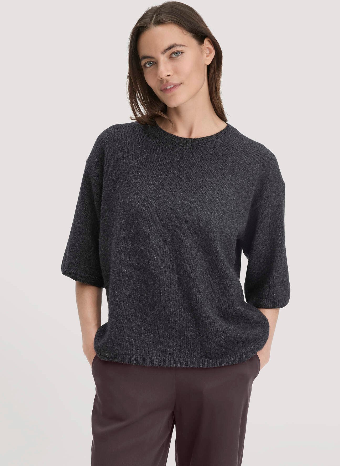 hessnatur Damen Strick Pullover Oversize aus Bio-Merinowolle mit Bio-Baumwolle - grau - Größe L