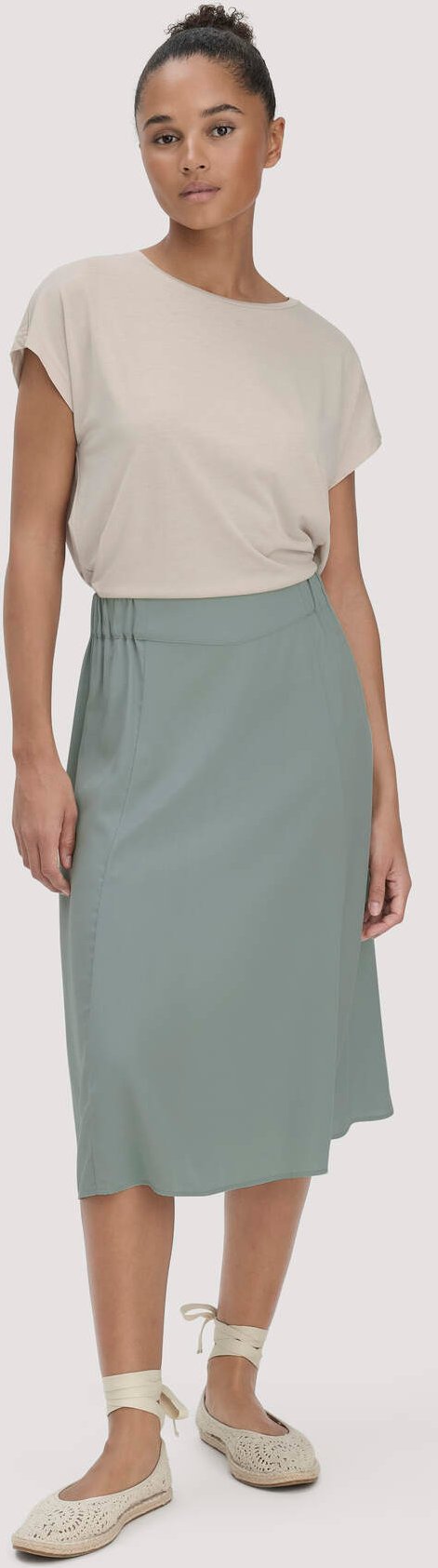 hessnatur Damen Rock Knielang aus SaXcell®Lyocell - grün - Größe 38