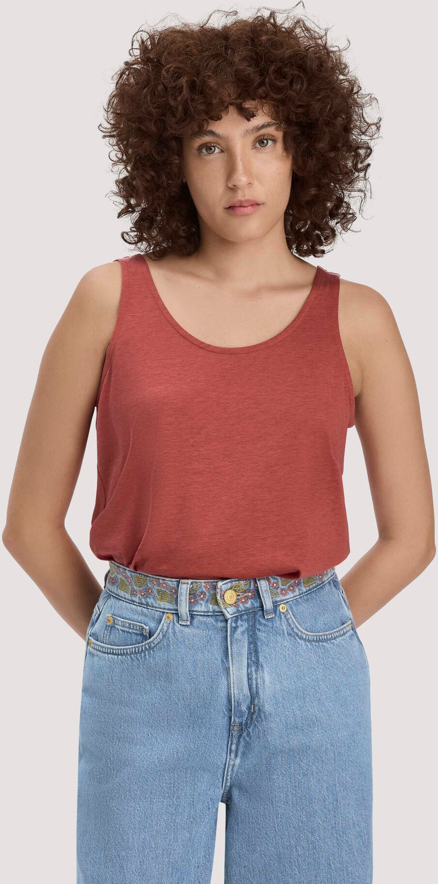 hessnatur Damen Jersey Top Relaxed aus TENCEL™ Lyocell mit Bio-Baumwolle - braun - Größe 36