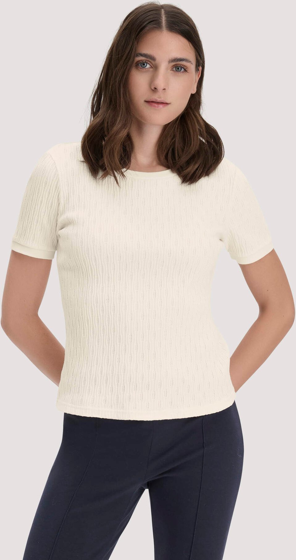 hessnatur Damen Pointelle T-Shirt Regular aus Bio-Baumwolle - beige - Größe 44