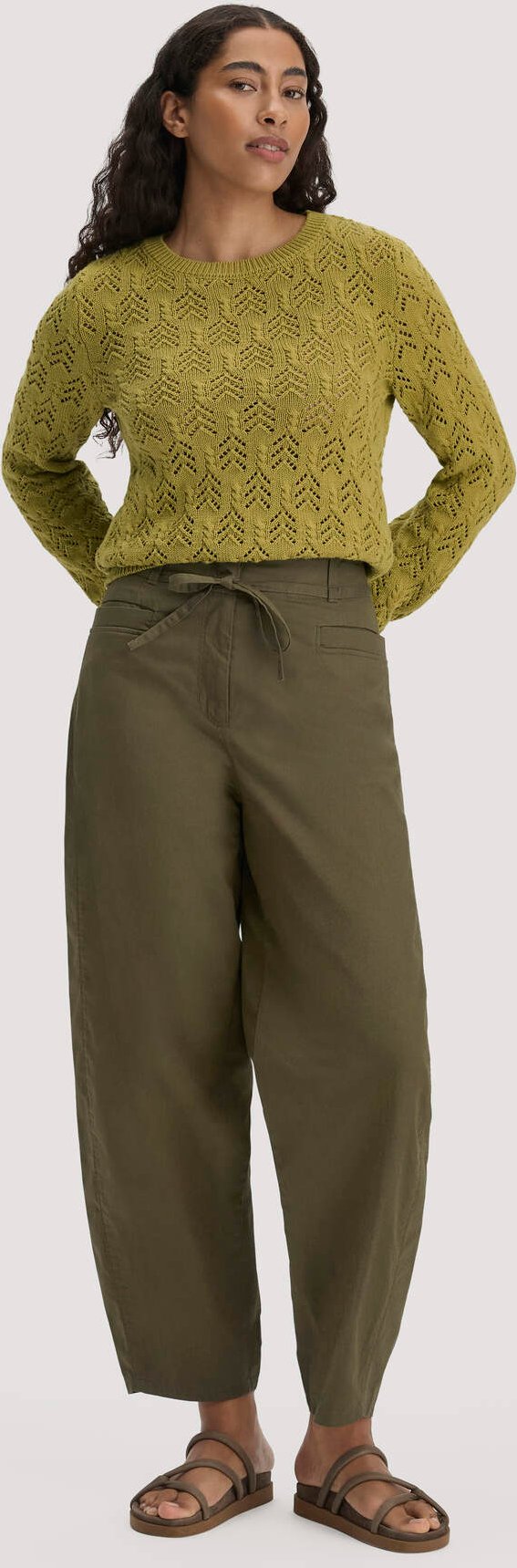 hessnatur Damen Hose Barrel Leg aus Bio-Baumwolle - grün - Größe 42