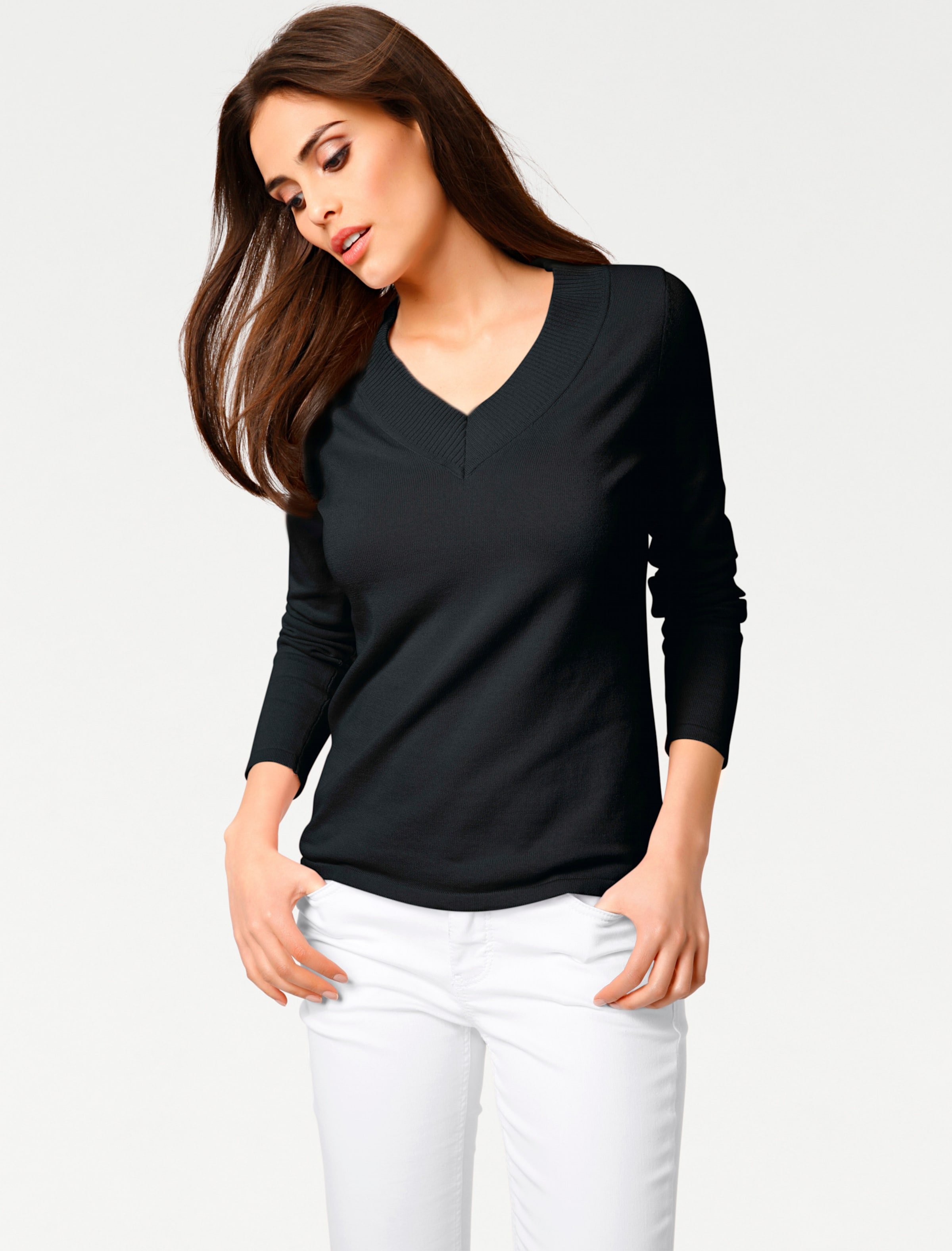 V-Ausschnitt-Pullover