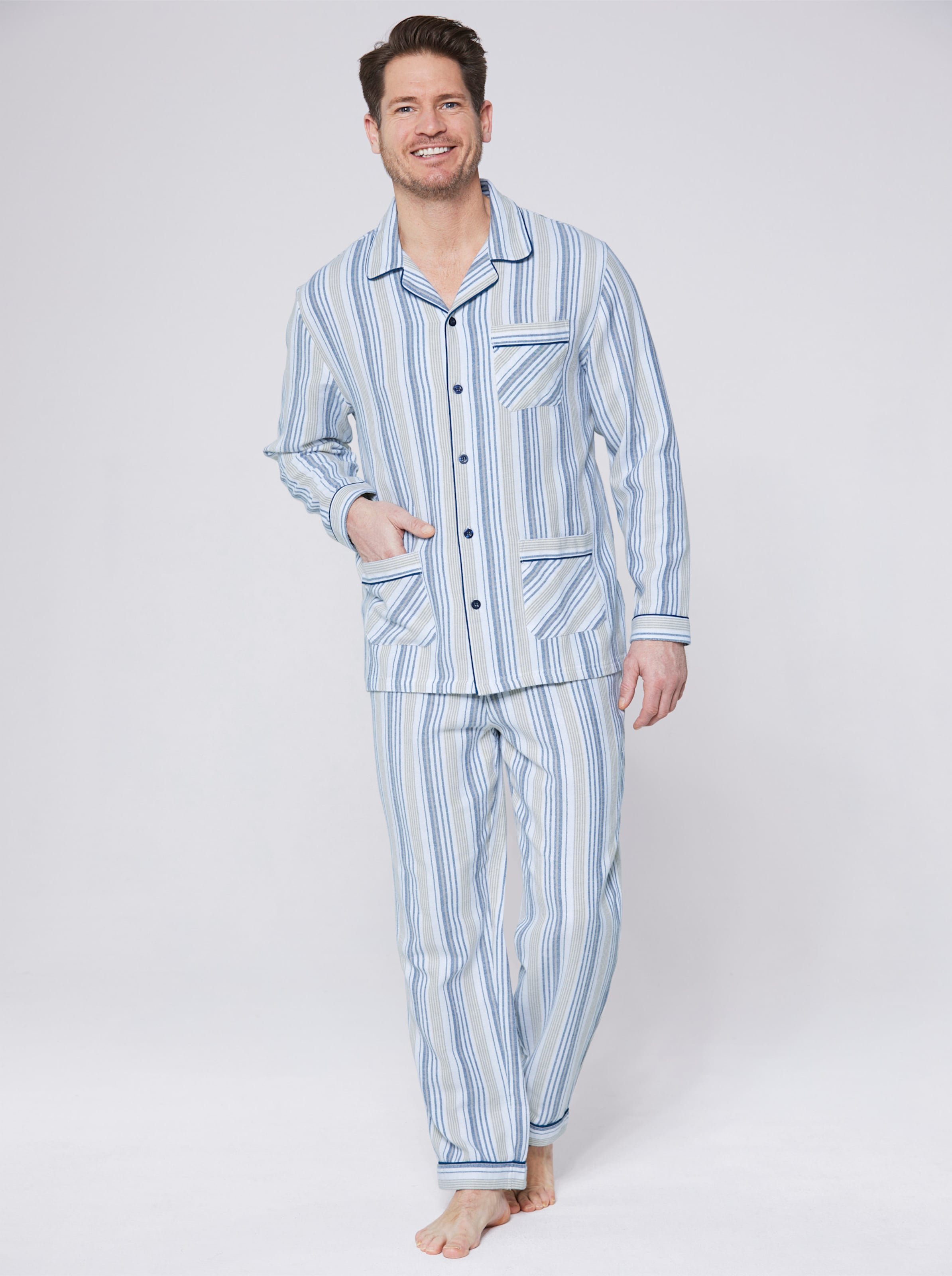 Thumbnail - Pyjama