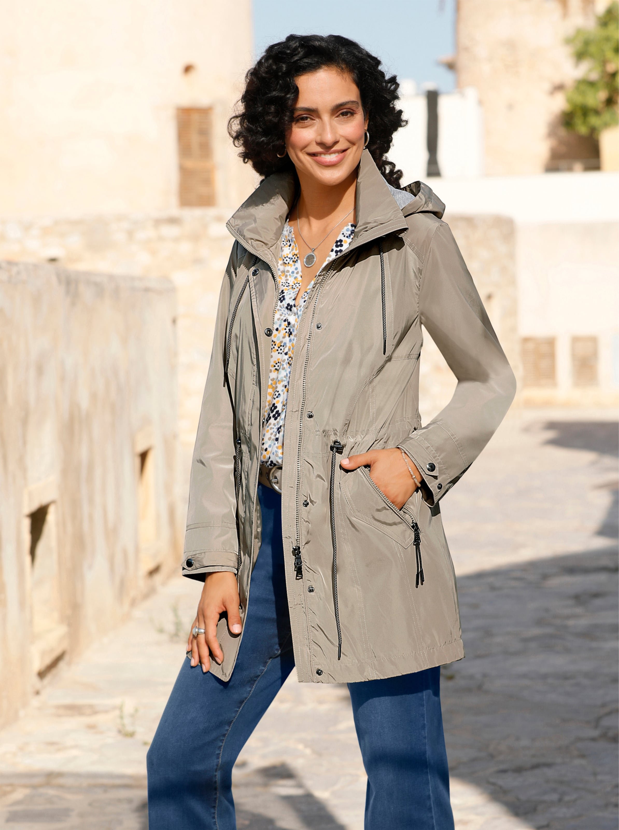 Thumbnail - Parka