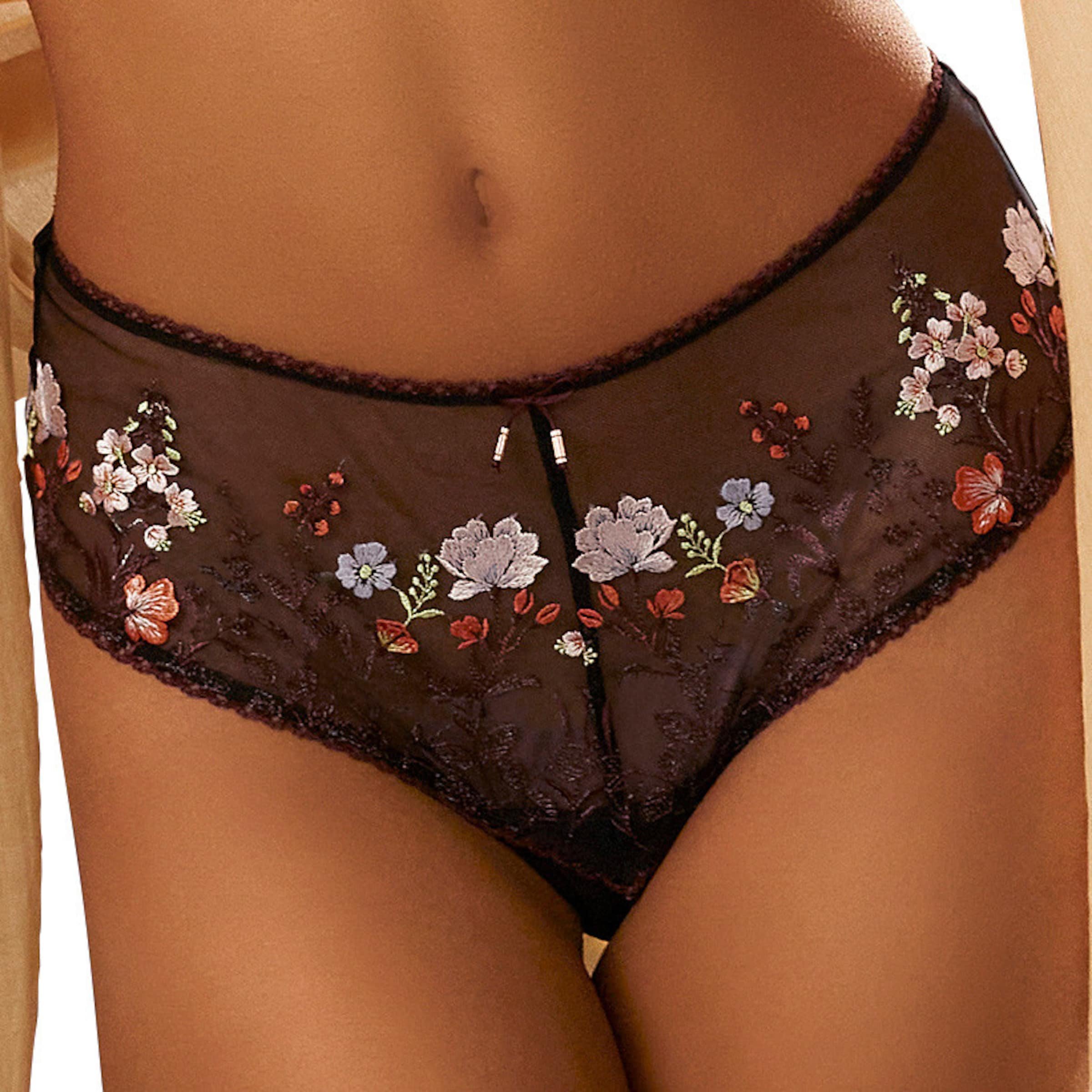 Thumbnail - Stringpanty