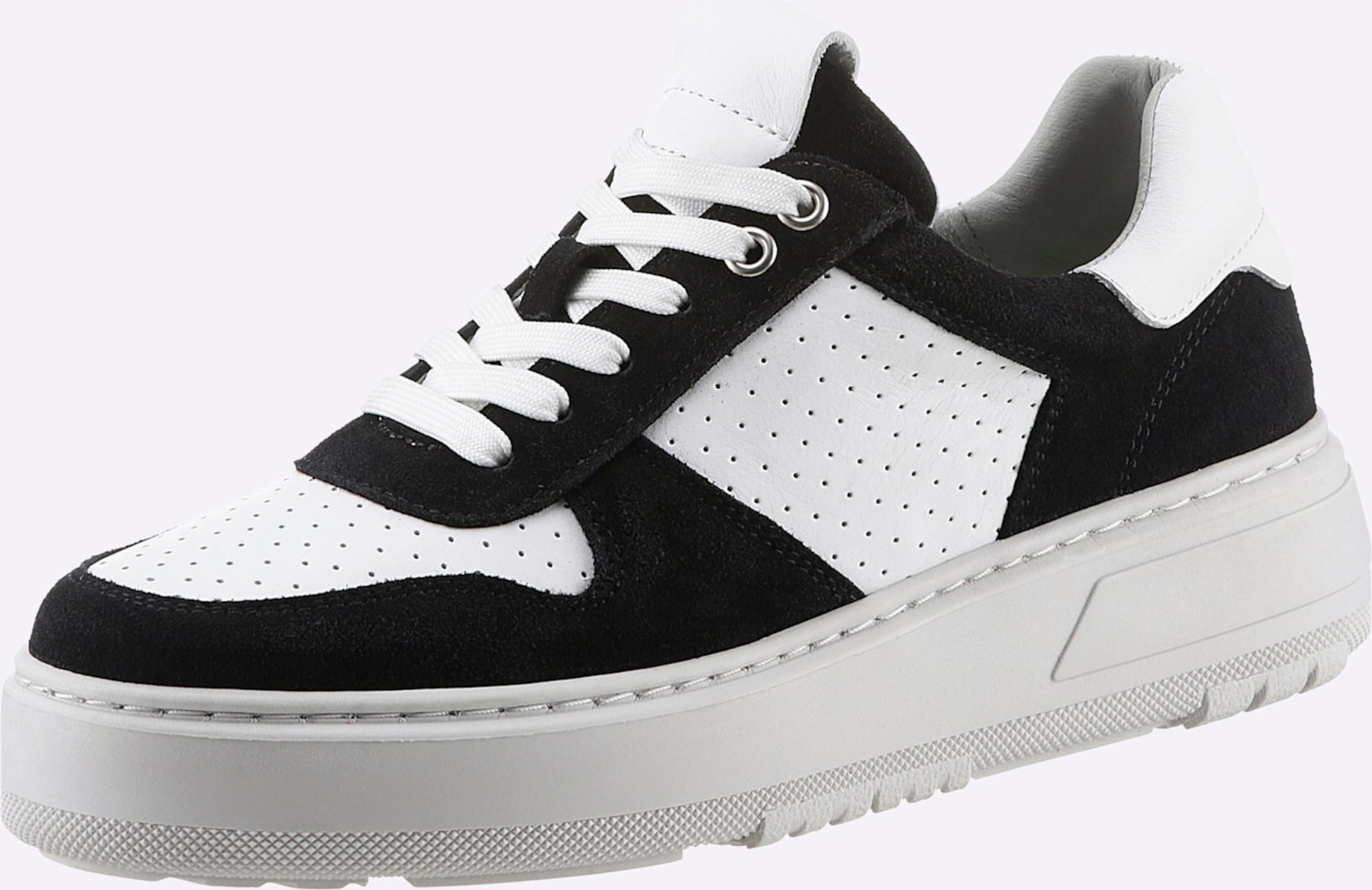 Sneaker