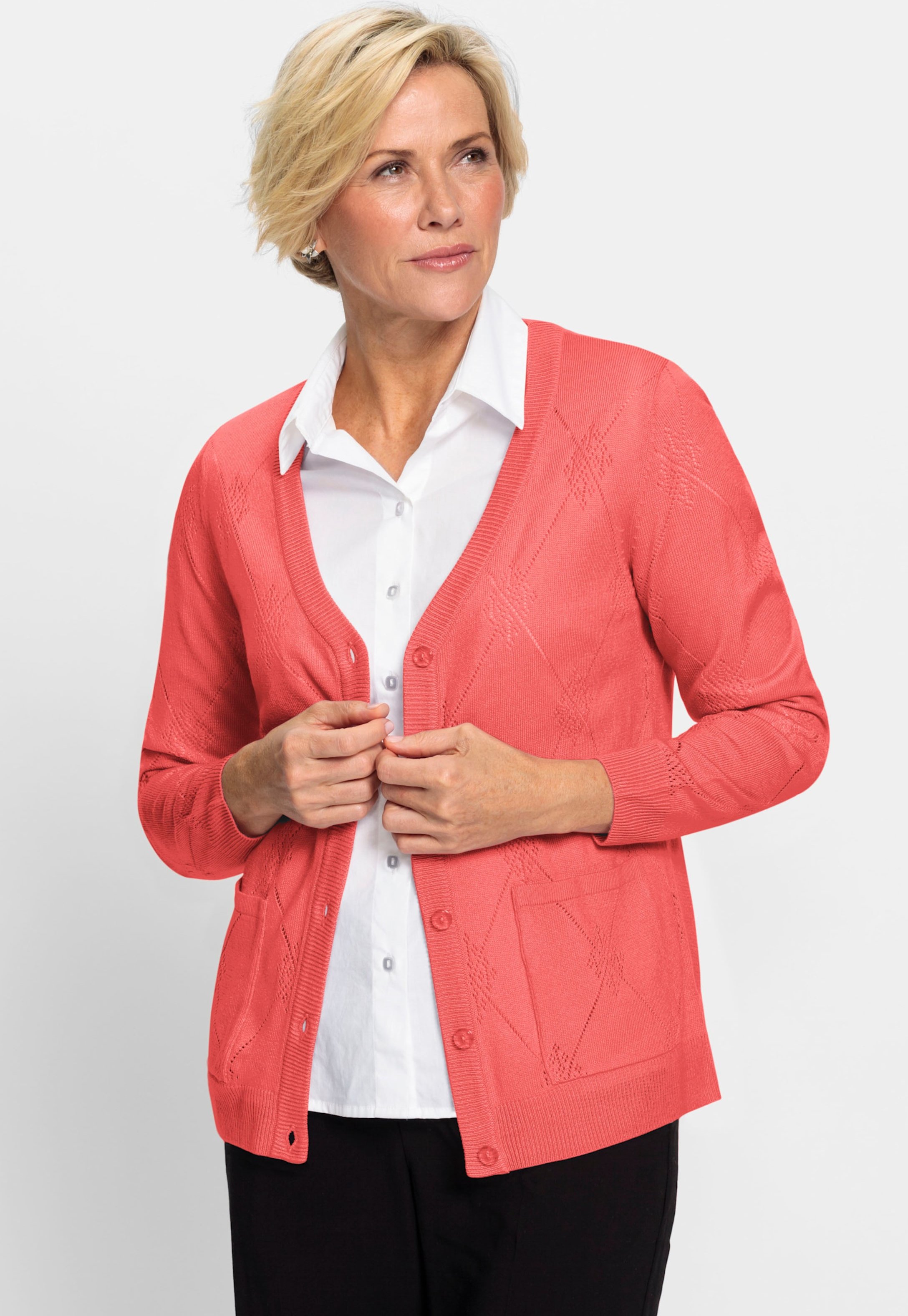 Ajourstrickjacke