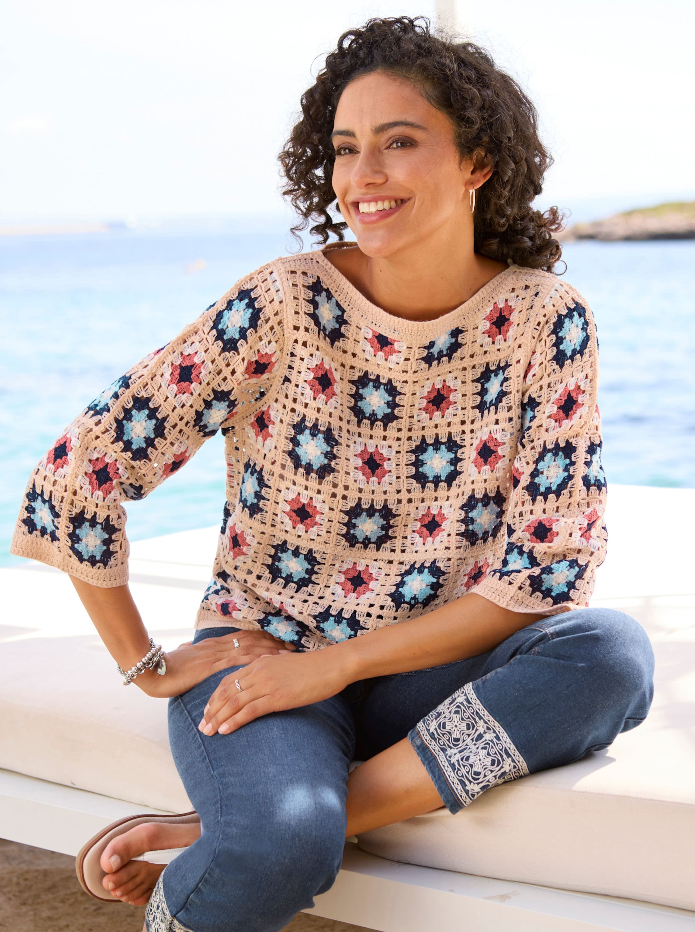 Thumbnail - Pullover