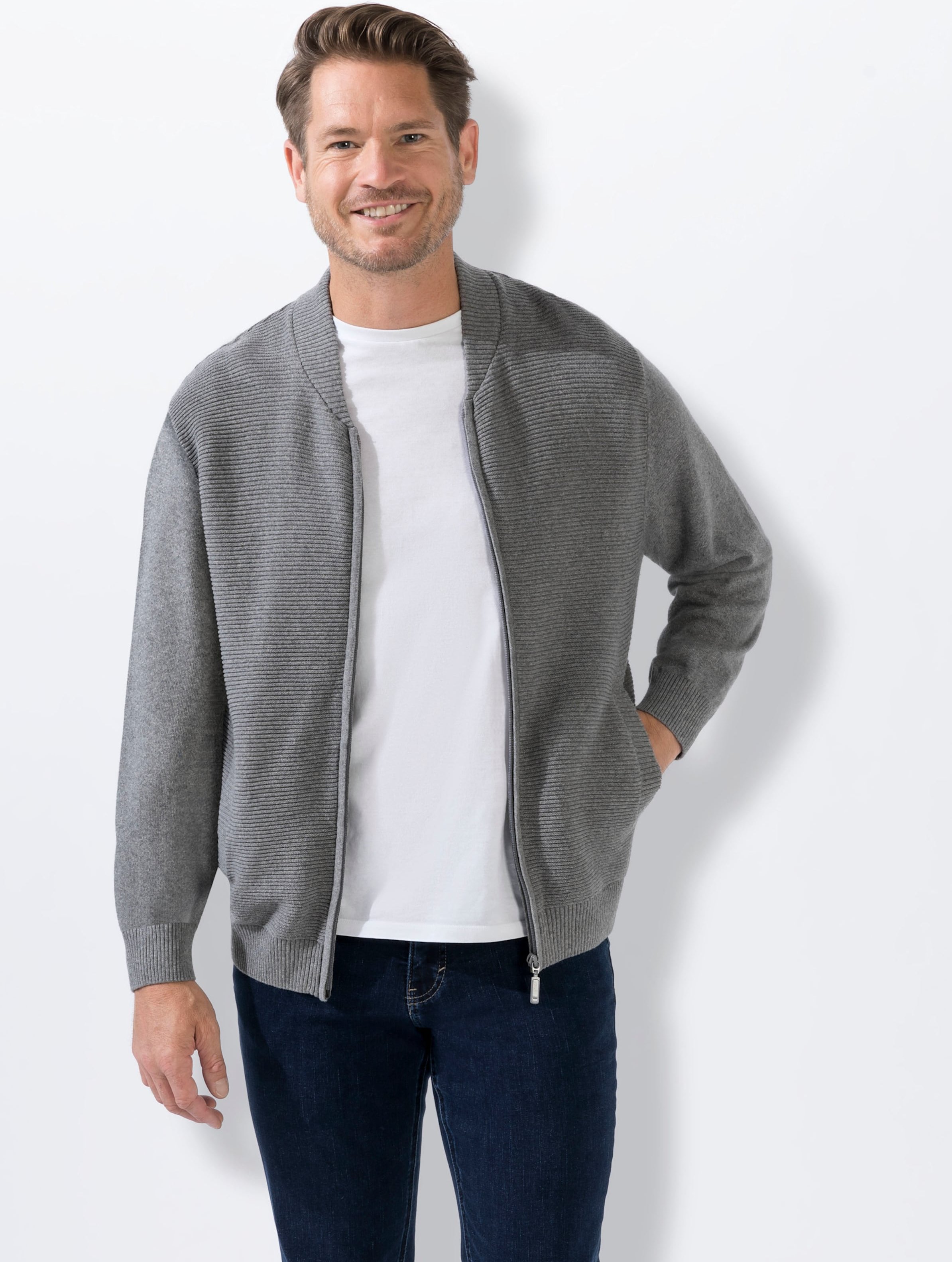 Thumbnail - Strickjacke