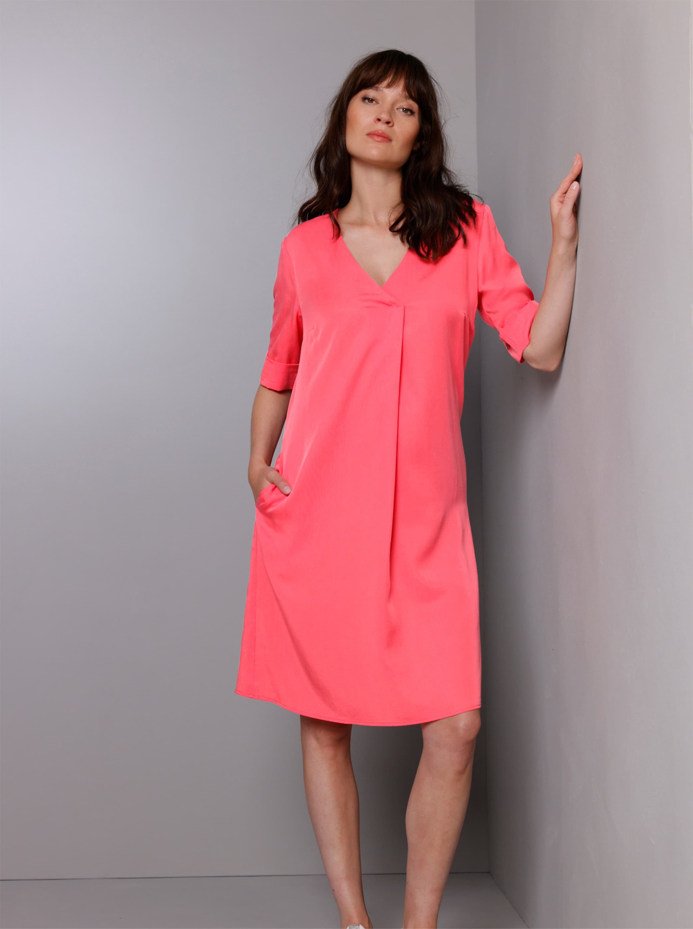 Thumbnail - A-Linien-Kleid