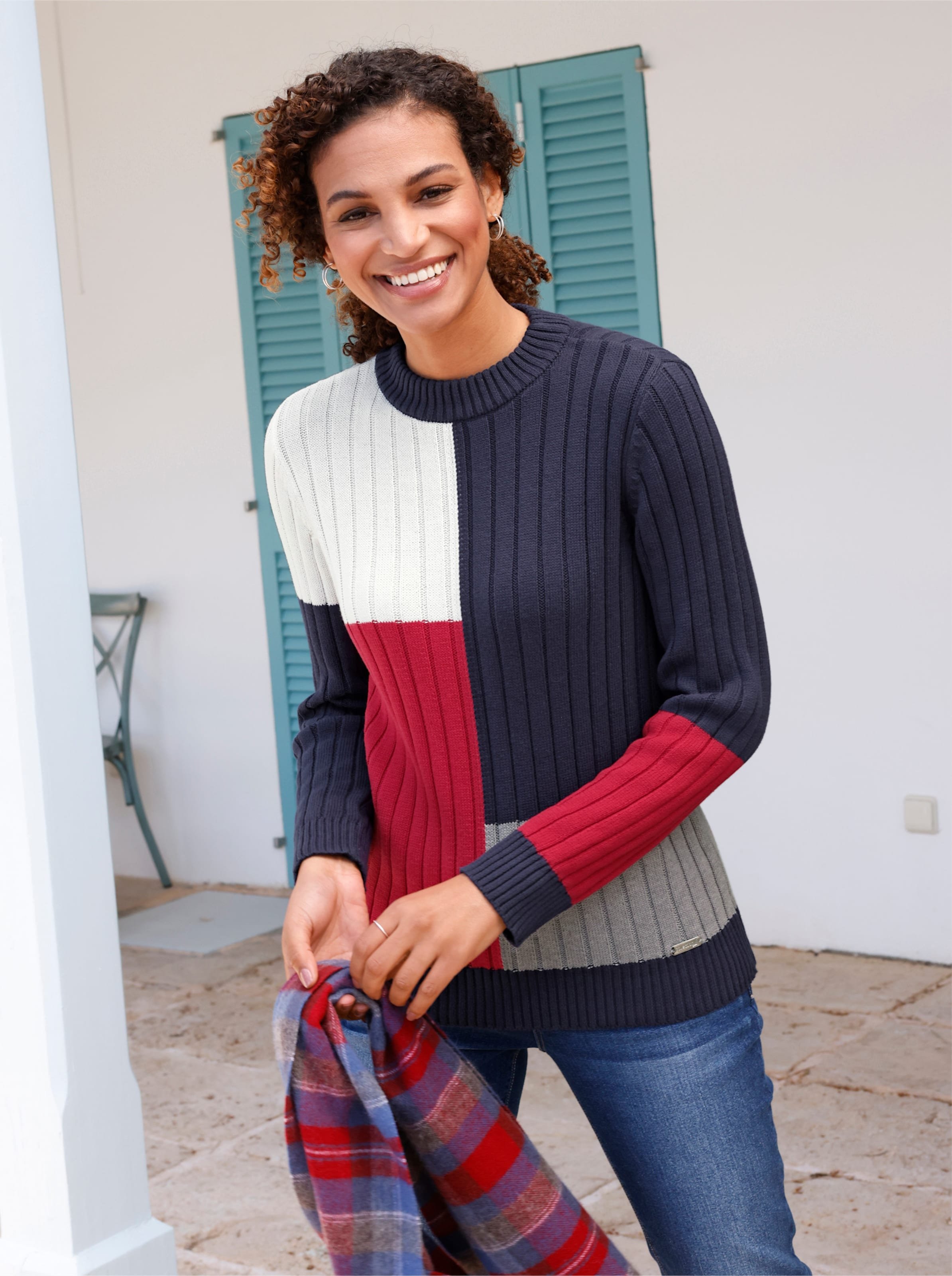 Thumbnail - Stehkragenpullover