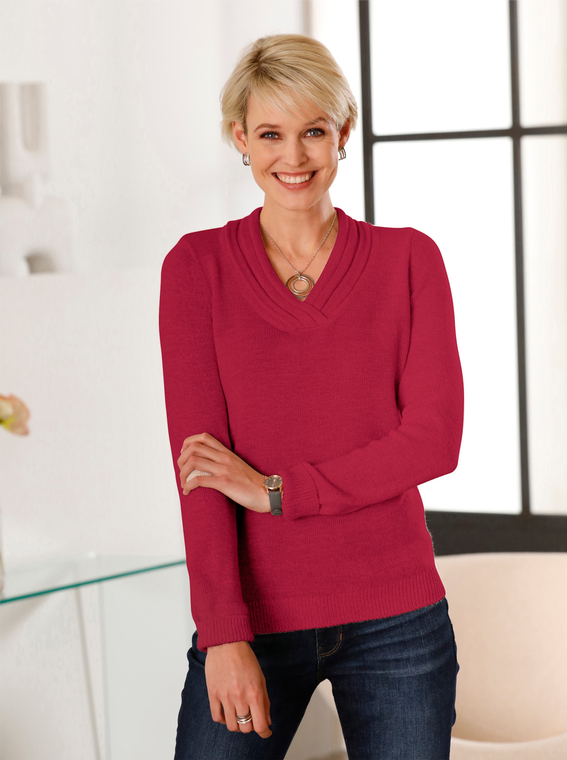 V-Ausschnitt-Pullover