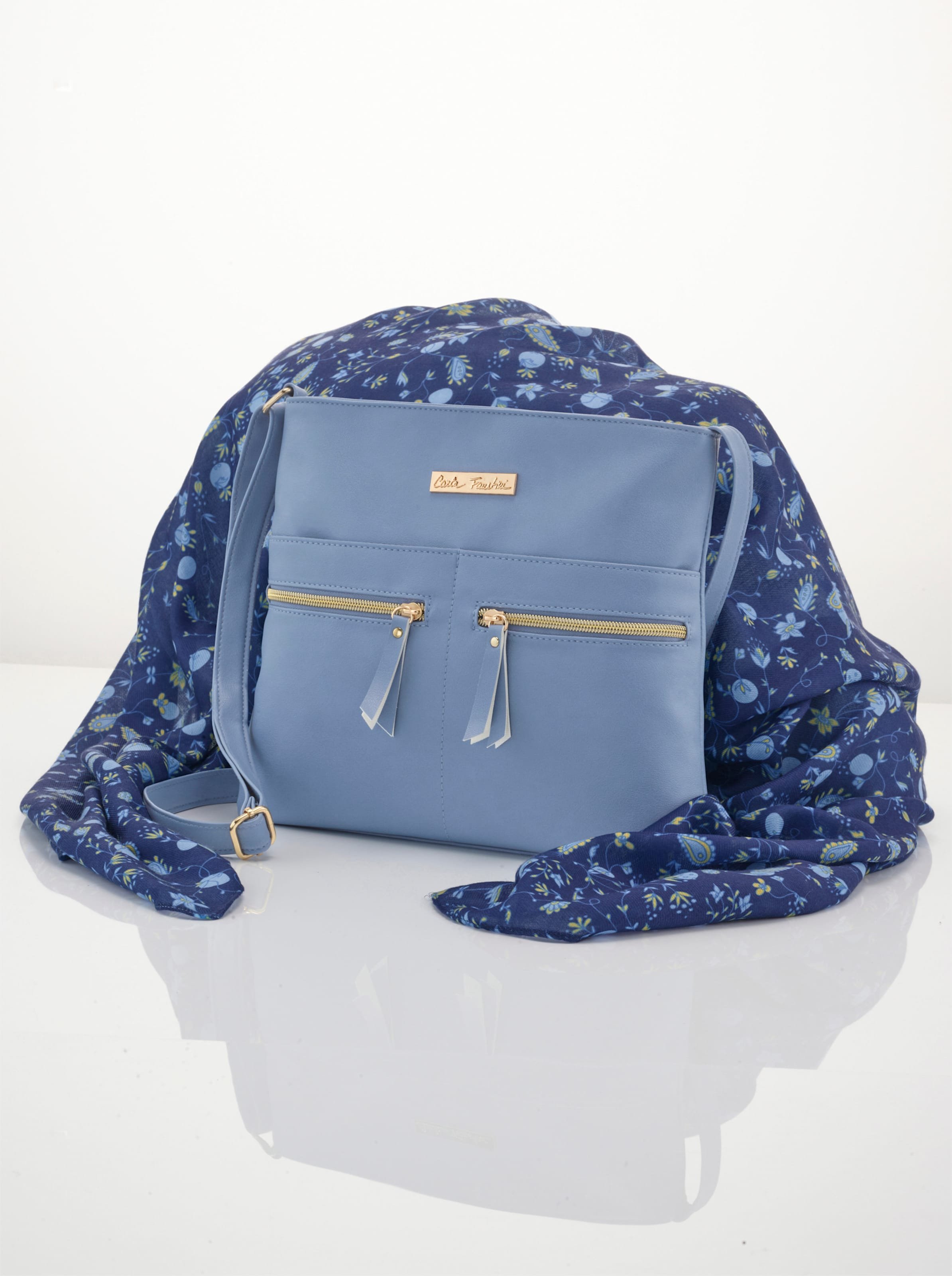 Handtasche mit Schal