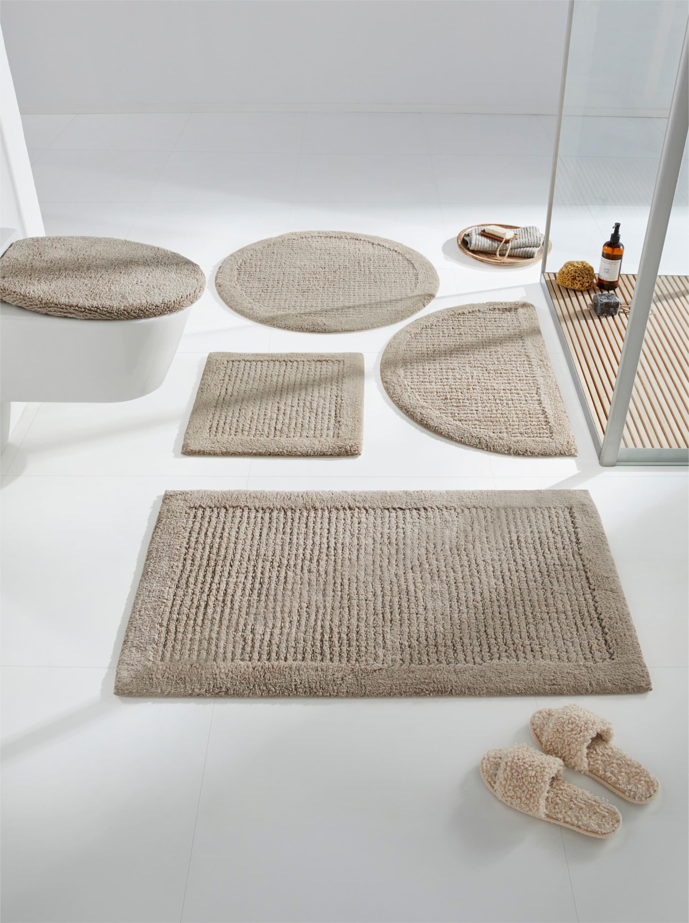 Thumbnail - Badteppich