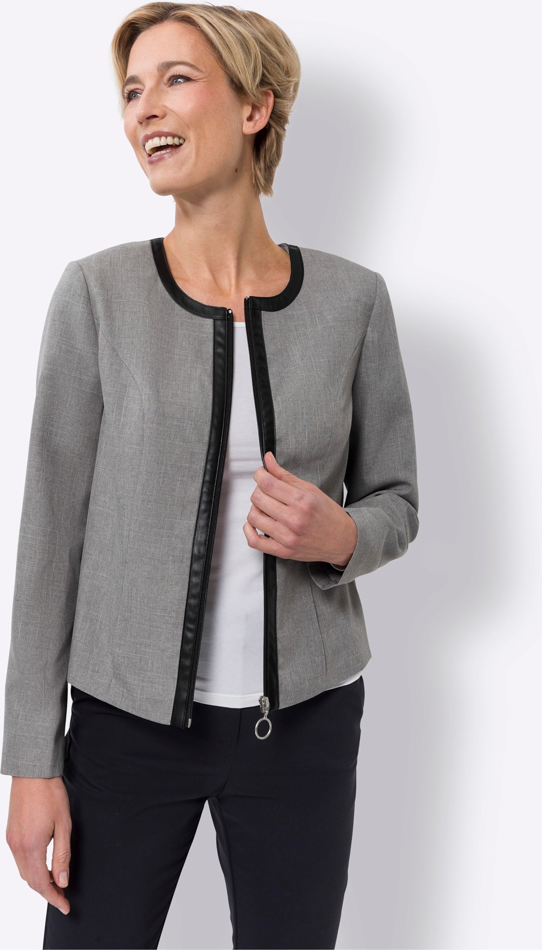 Thumbnail - Blazer